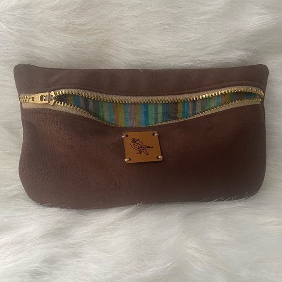 Cute bum bag! - Picture 8 of 13